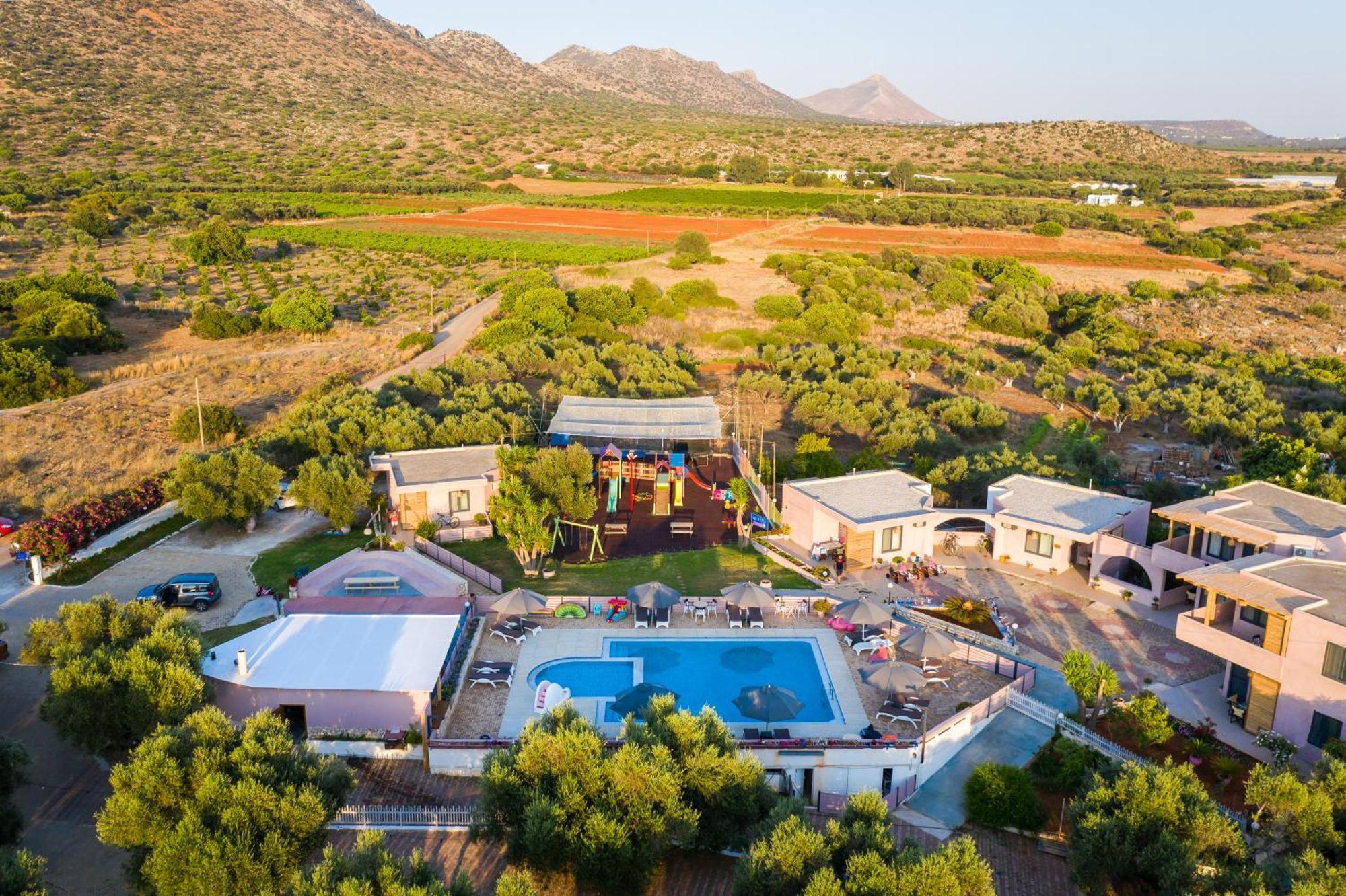 Paradisio Baby & Stavros (Crete)